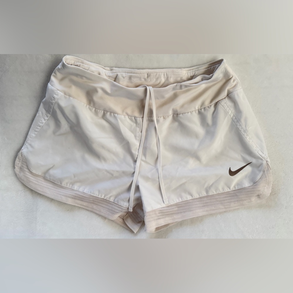 Nike Dri-FIT Light Tan Shorts 9/10
